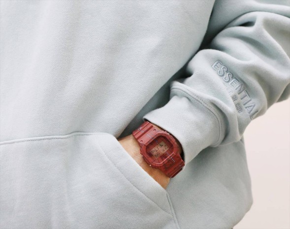 Часы Casio DW-5600SBY-4D