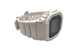 Casio DW-B5600SF-7E