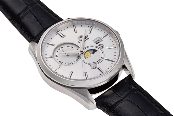 Часы Orient RN-AK0305S
