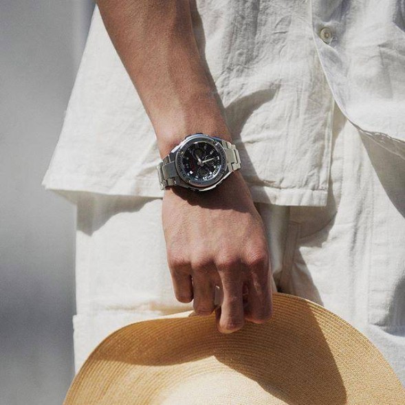 Часы Casio GST-W310D-1A