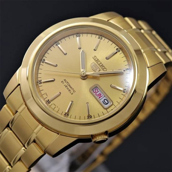 Часы Seiko SNKE56J1