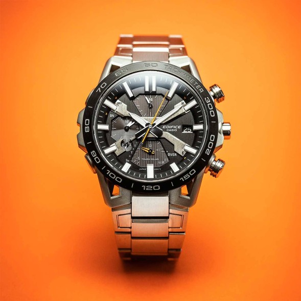 Часы Casio EQW-A2000DB-1A