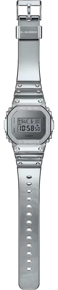 Часы Casio GM-5600YM-8A8