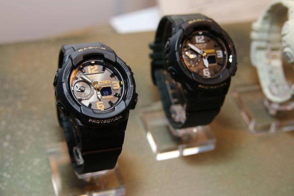 Часы Casio BGA-230-1B