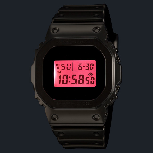 Casio GM-5600YRA-8E