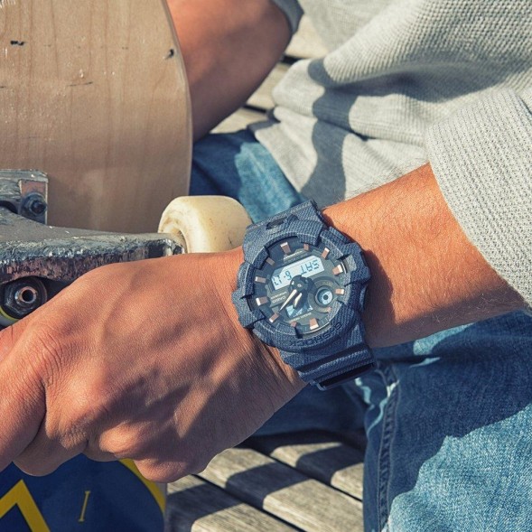 Часы Casio GA-700DE-2A