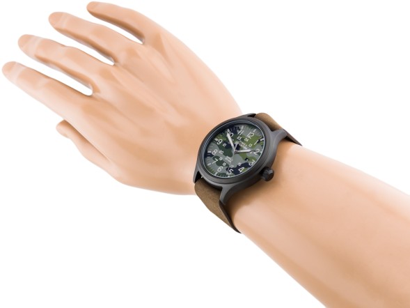 Часы Timex TW4B06600