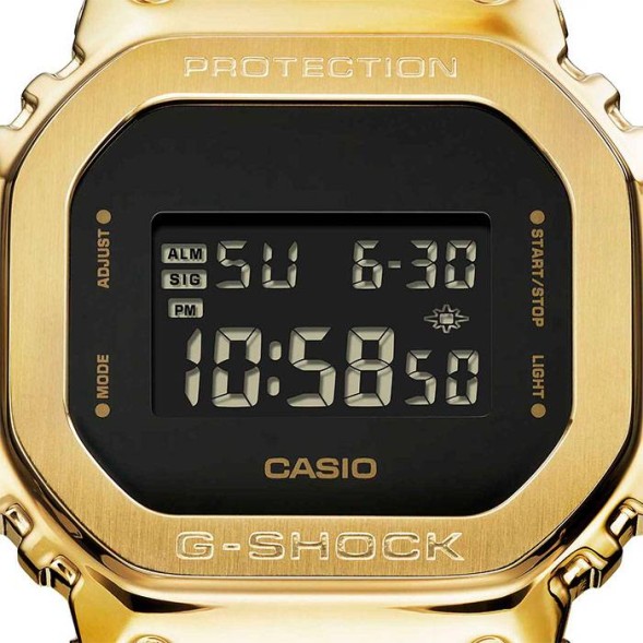 Часы Casio GM-5600UG-9E