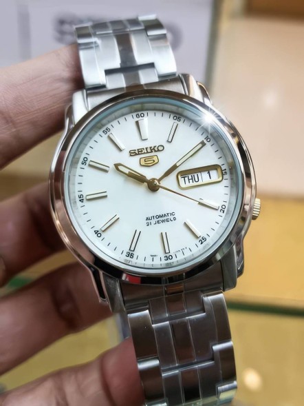 Часы Seiko SNKL77K1