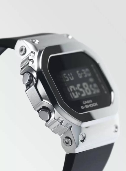 Часы Casio GM-S5600-1E
