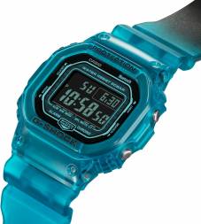 Casio DW-B5600G-2