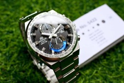Casio EFR-542D-1A