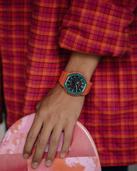 Часы Casio GA-2110SC-4A