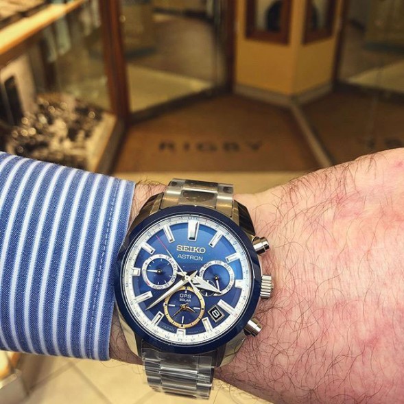 Часы Seiko SSH045J1