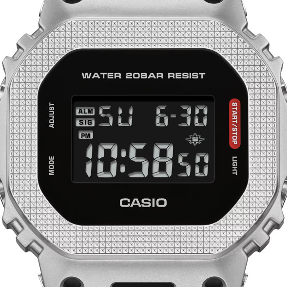 Casio GM-5600M-1E