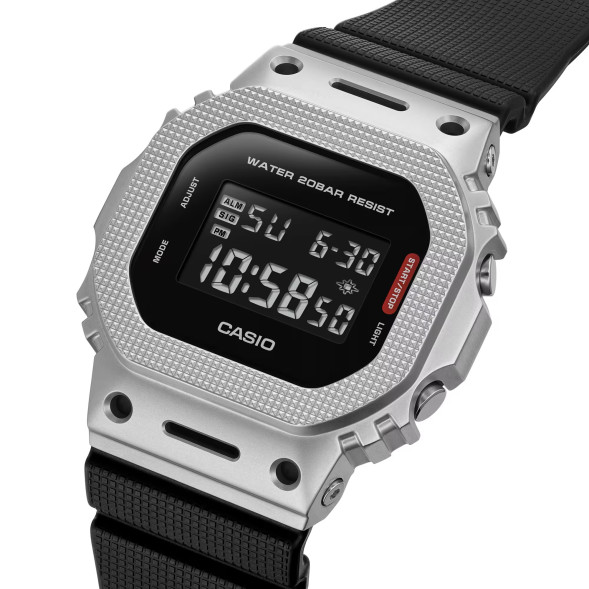Casio GM-5600M-1E