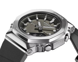 Casio GM-S2110-1A1