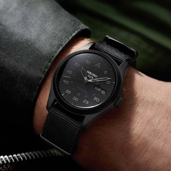 Часы Seiko SRPJ11K1