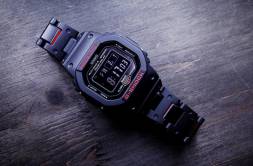 Casio GW-B5600HR-1E