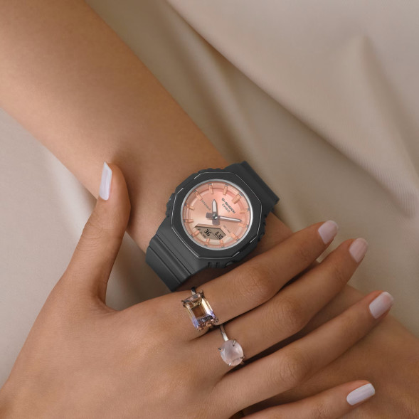Часы Casio GMA-P2110SC-4A