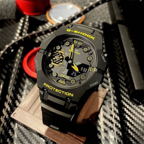 Часы Casio GA-B001CY-1A