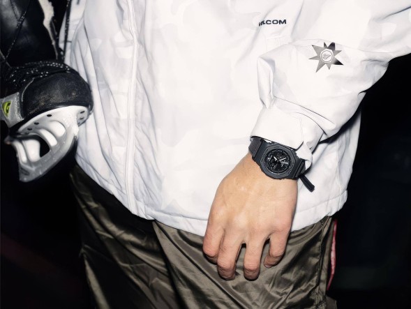 Часы Casio GA-B2100CT-1A5