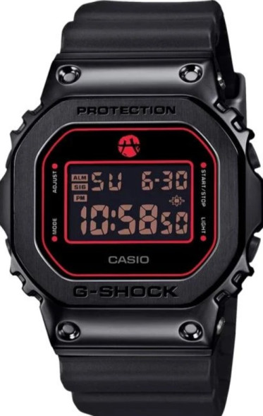 Часы Casio GM-5600RH-1E