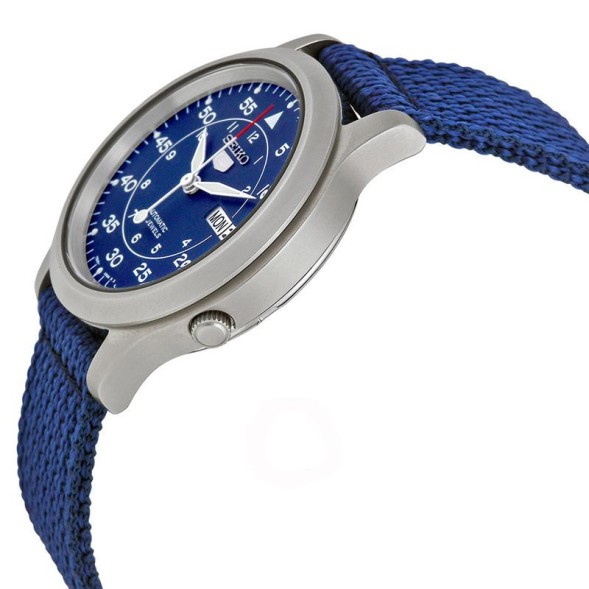 Часы Seiko SNK807K2