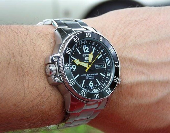 Часы Seiko SKZ211K1