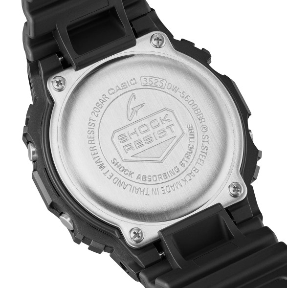 Casio DW-5600BBR-1E
