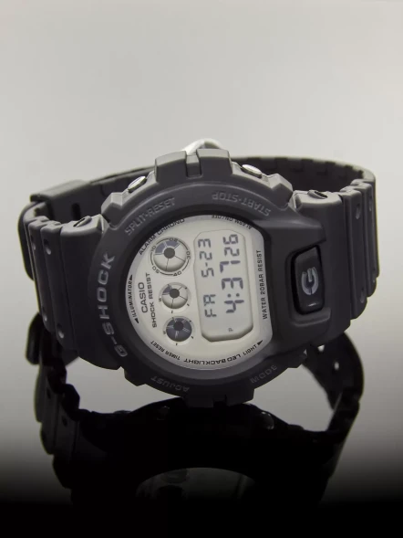 Часы Casio DW-6900WD-1E