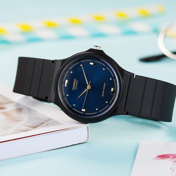 Часы Casio MQ-76-2A