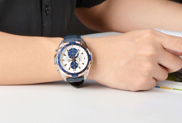 Часы Casio EFR-539L-7C