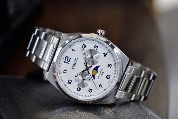 Часы Casio MTP-M300D-7A