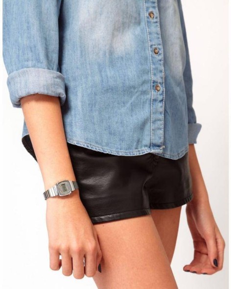 Часы Casio LA-670WA-7