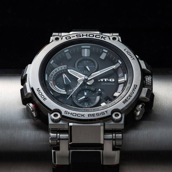 Часы Casio MTG-B1000-1A