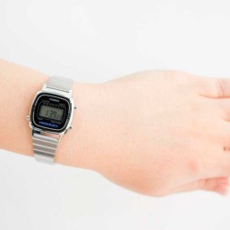 Casio LA670WD-1D