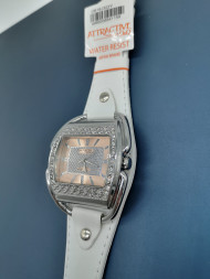 Q&amp;amp;Q DB19-322