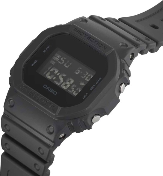 Часы Casio DW-5600UBB-1E