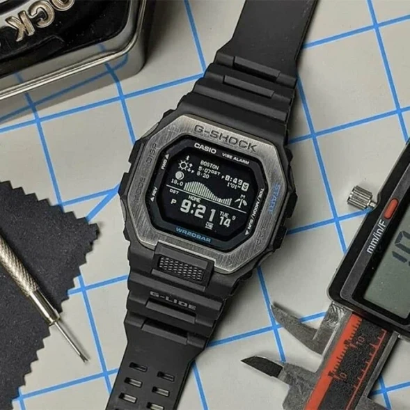 Часы Casio GBX-100-1E