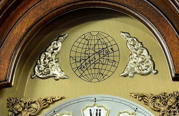 Часы Rhythm CMJ578NR06