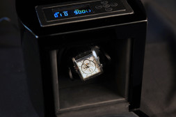 Шкатулка для часов с автоподзаводом LuxeWood LW11002