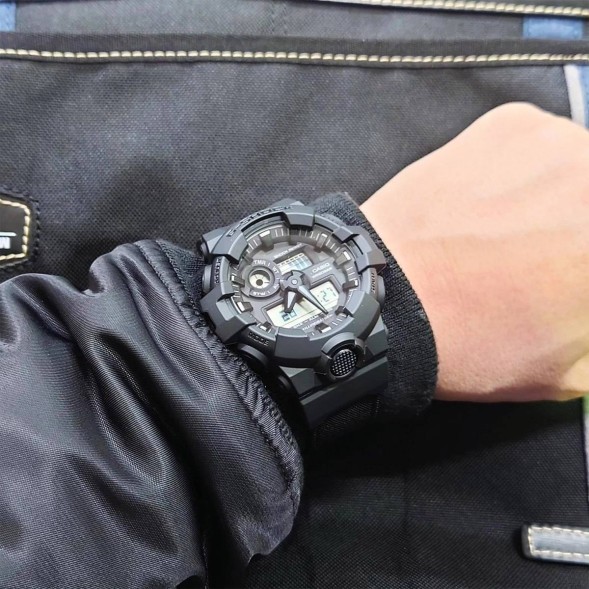 Часы Casio GA-700BCE-1A