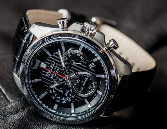 Часы Seiko SSB305P1