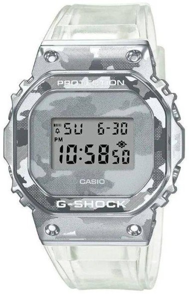 Часы Casio GM-5600SCM-1E