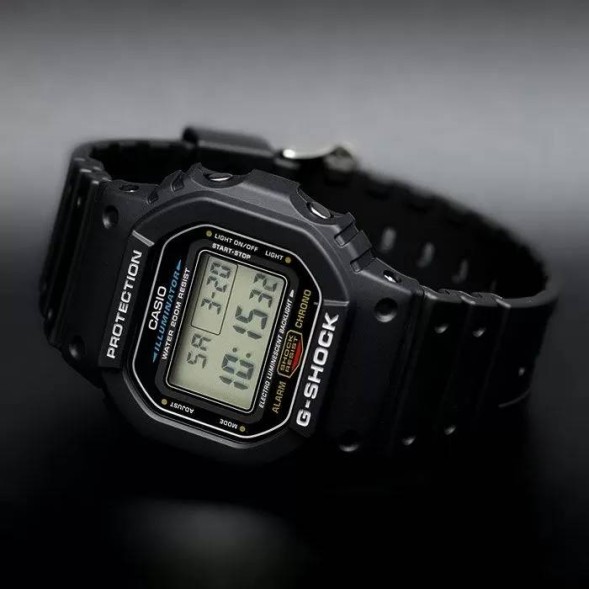 Часы Casio DW-5600E-1V